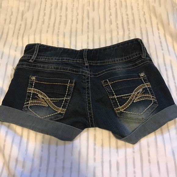 Mudd jean shorts - Picture 2 of 4